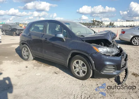 2018 Chevrolet Trax Ls z USA, uszkodzony, nr VIN 3GNCJKSB8JL415423